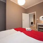 Hostel Planet *