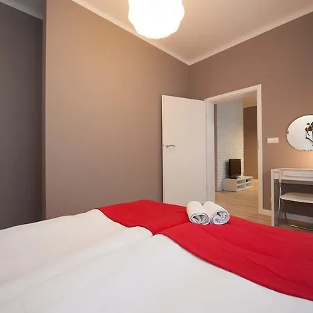 Vandrerhjem Planet *